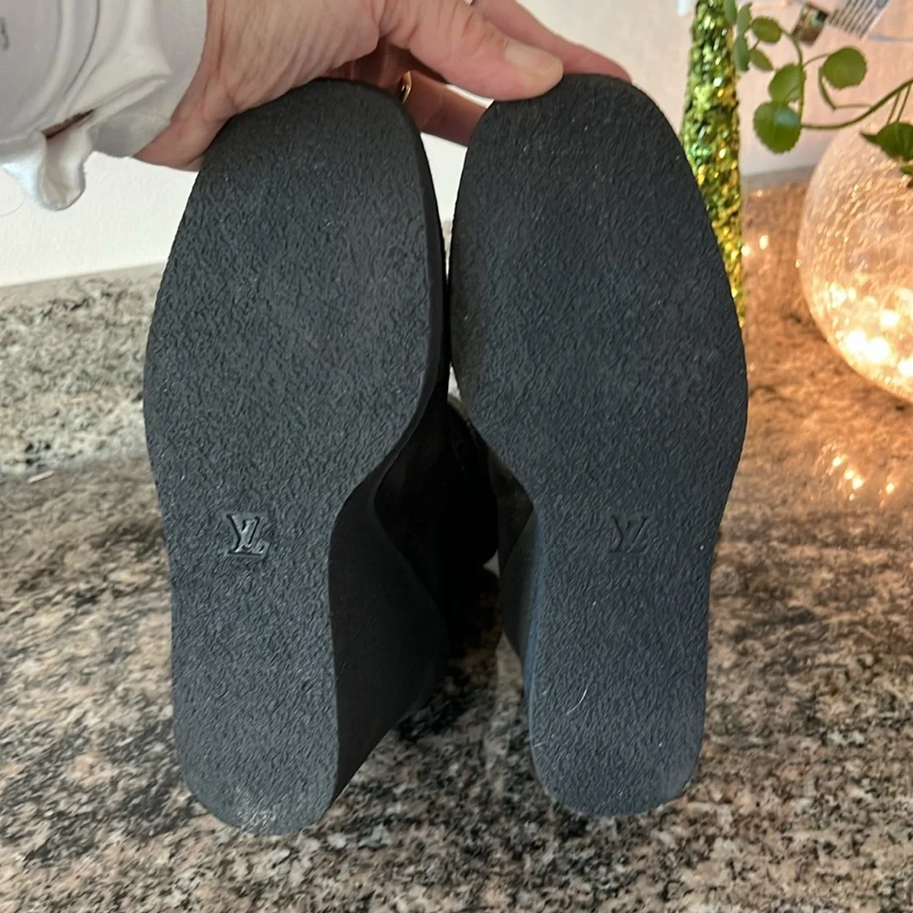Louis Vuitton size 39
